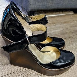 Jessica Simpson wedge heels